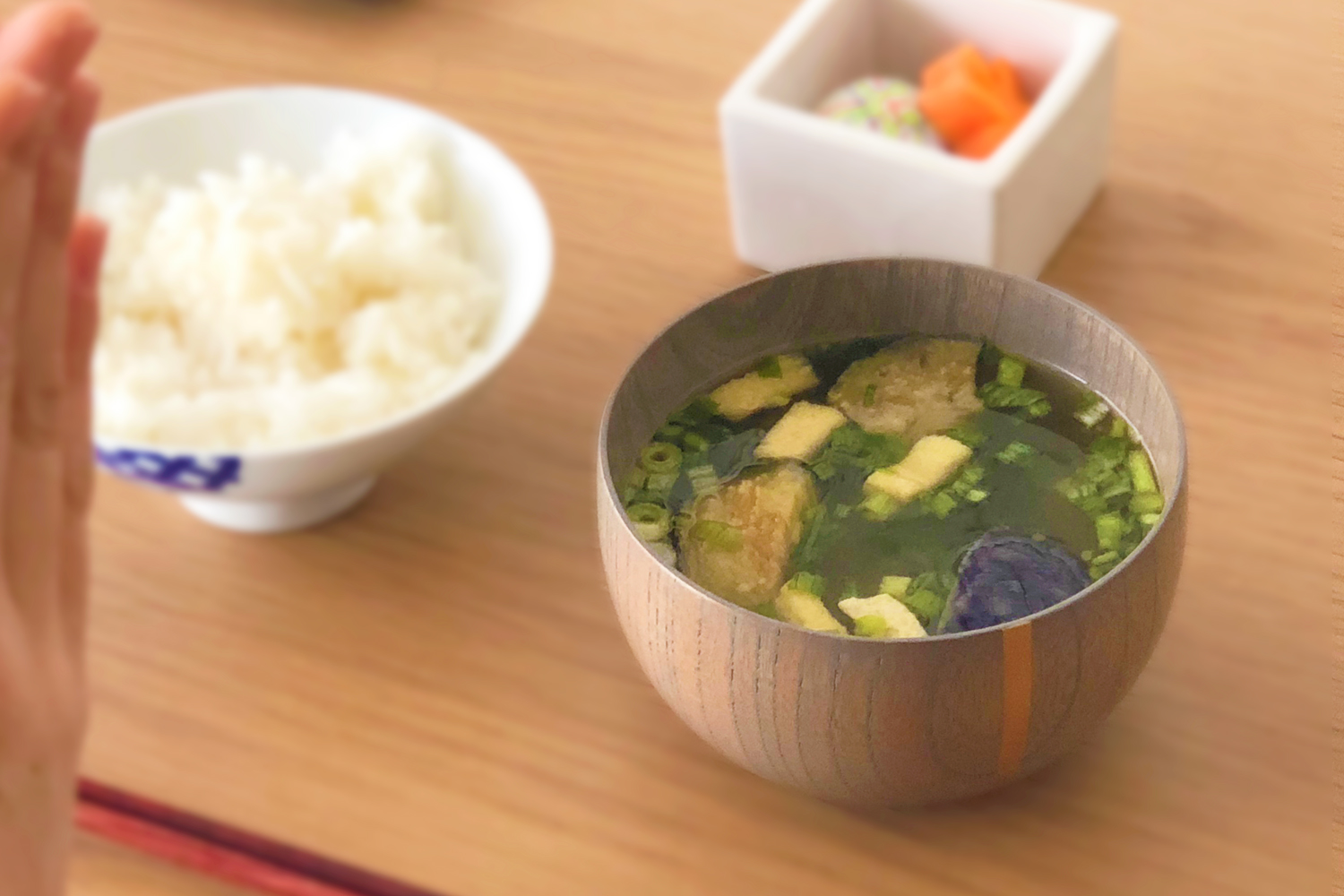 漆器のお手入れは難しくない！美しさを保つためのお手入れガイド